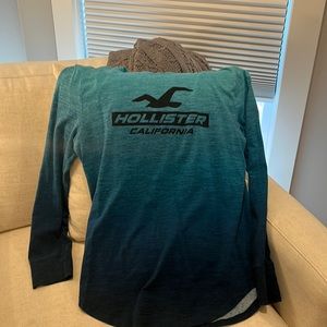 Like new long sleeve T-shirt